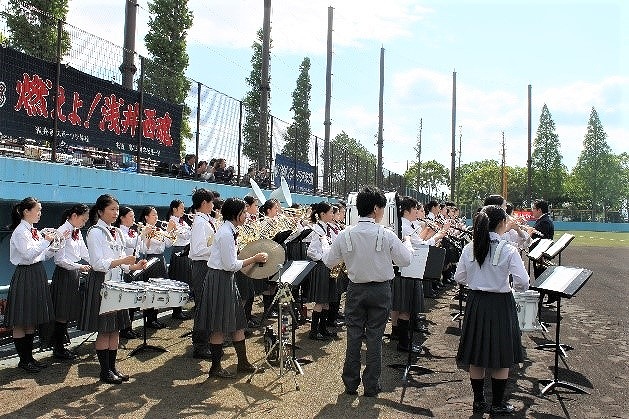高校吹奏楽部 高円宮賜杯第38回全日本学童軟式野球大会　開会式で演奏しました