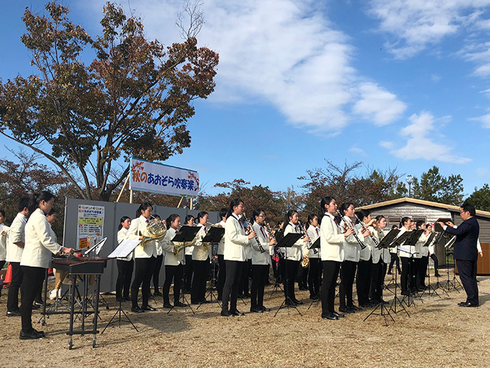 高校吹奏楽部 『2018オータムフェスタin矢橋帰帆島公園』に出演しました