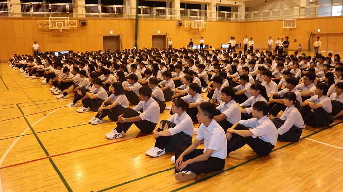 中高 2学期の始業式が行われました