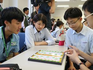 中学 初めて台湾からの学校訪問を受け入れました