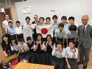 中学 留学生のルイ君が帰国しました