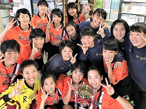 中学女子ハンドボール部 秋季大会2年連続5回目優勝！