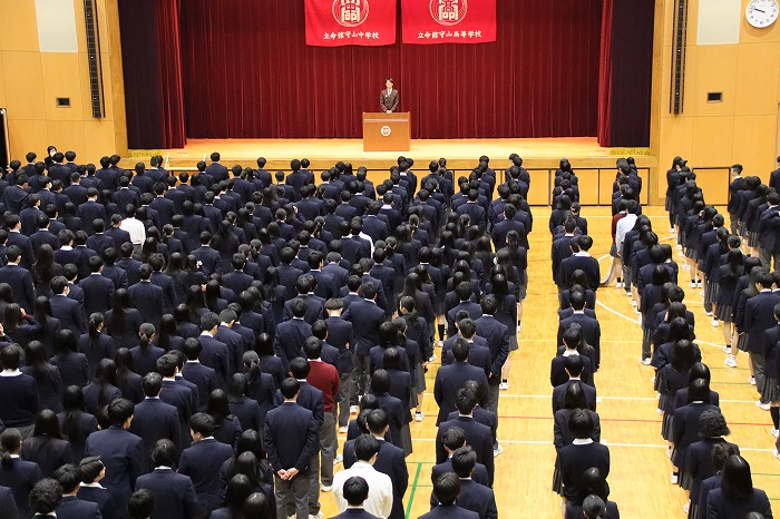 中高 3学期始業式を行いました