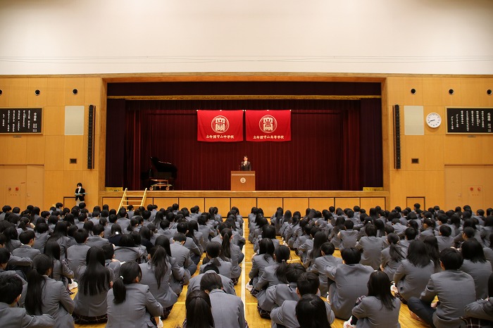 中高 3学期修了式が行われました