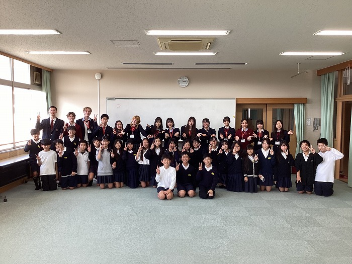 高校 守山市立玉津小学校で英語ミニレッスン体験